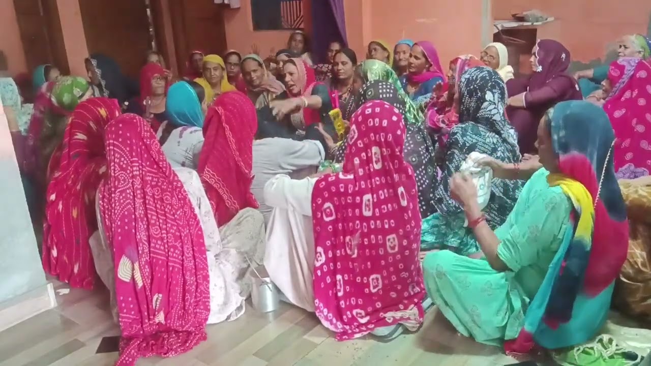 ऐसा कीर्तन अपने पहले कही नहीं देखा होगा 😮 - 