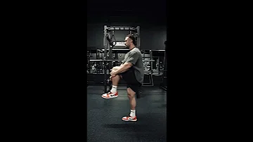 Cbum: Wide or Narrow Squat?-Is Easy Do It Right #shorts