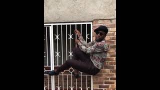 .How Our Fathers Used To Pose For Picture Song By Mbongeni Ngema..stimela Sazezola