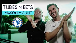 What do the Chelsea players REALLY think of Potter's new trim? 👀😅 | Tubes Meets Mason Mount