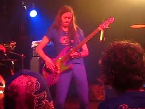 Stratovarius - Lauri Porra vs. Matias Kupiainen (b...