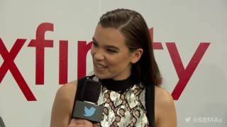 Hailee Steinfeld Magenta Carpet Interview Bbmas 2017
