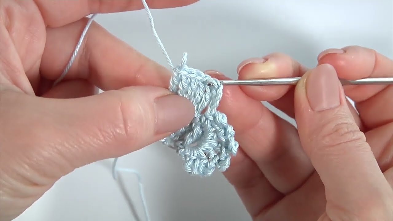 ВЕЛИКОЛЕПИЕ крючком с бисером/Несколько минут, остатки пряжи и бисер-это всё что ВАМ НУЖНО