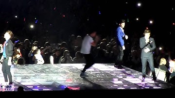 One Direction - One way or another Live 24.2.2013 @ o2 arena London