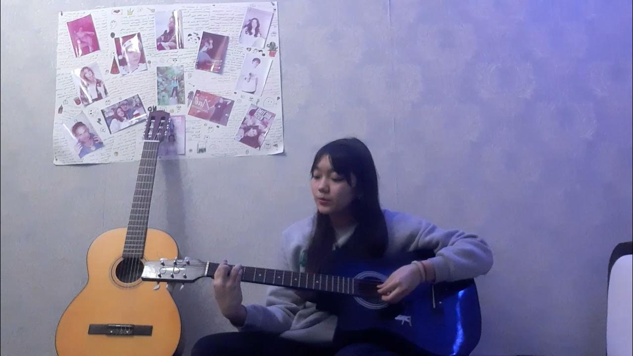 Onelove. Лав — из. Love is кавер. Never love обложка. Love is держат сердце.