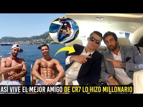 Vídeo: Cristiano Ronaldo Posa Com Amigo