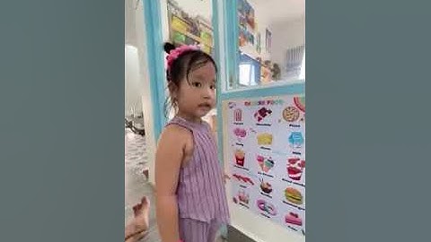 Tiếng Anh Giao Tiếp Thiếu Nhi Tại Phan Thiết: Diana talking about Food