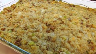 Betty demonstrates how to make pecan sage cornbread dressing. this is
a traditional southern recipe that great accompany holiday turkey.
pecan-sage c...