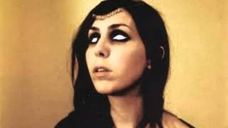 Video thumbnail of "Chelsea Wolfe- Pale on Pale"