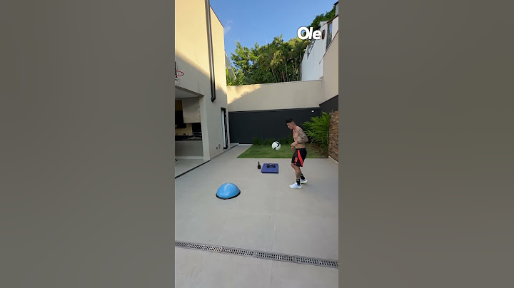 🤣¡Un besito y siguen los jueguitos! James Rodríguez compartió un video en su casa.