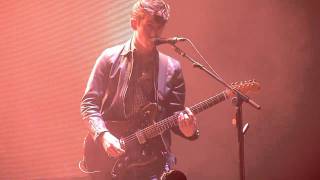 Arctic Monkeys - The Hellcat Spangled Shalalala [Live at The O2 Arena, London - 29-10-2011]