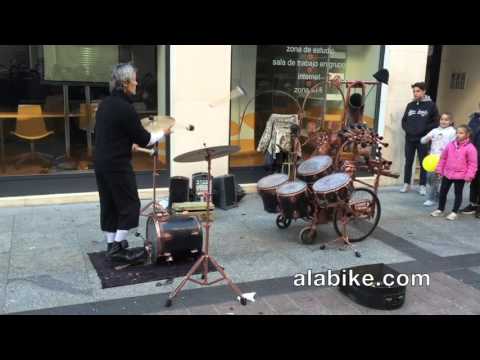 drum-juggling-street-performer