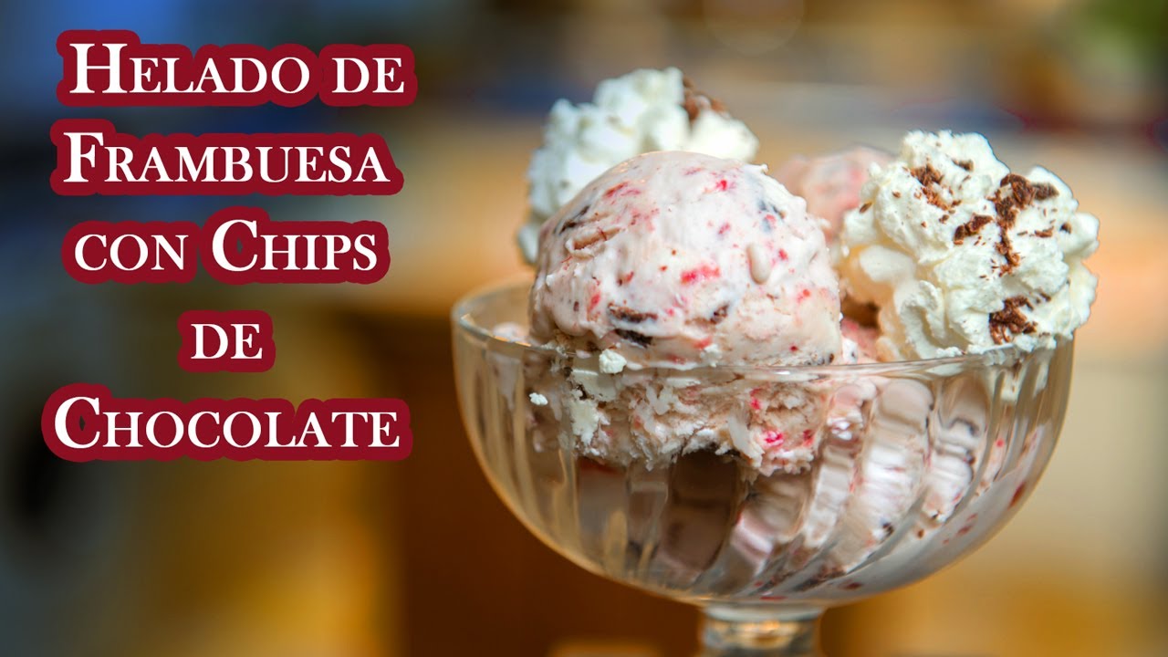 Helado de Frambuesa con Chips de Chocolate Sin Maquina Heladora