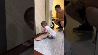 Thumbnail for 儿子:贪小便宜吃大亏!爸爸你又上当了吧 #funny #搞笑 #cute #baby #萌娃 #cutebaby