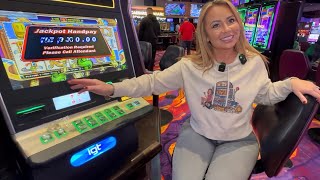 Download Lagu Playing Many different Slot Machine games to see which ones will Hit!!  MP3