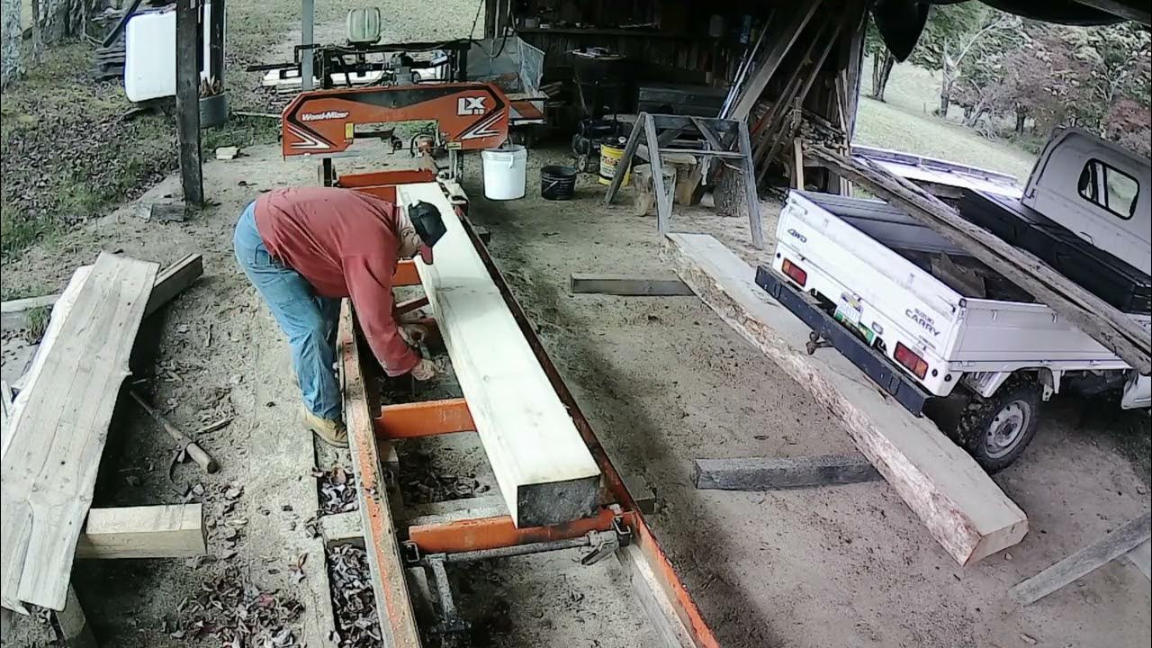 Woodmizer LX55 Saws Pine 2X4s #67 - YouTube