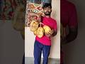 Look what color this coconut is. 😲देखो ये नारियल किस colour का है 😲#trending #dillistreetfood