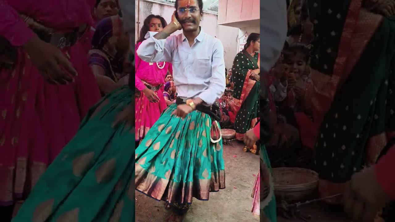 सतीश पोतराज न गायली लक्ष्मी आई ची ओवी