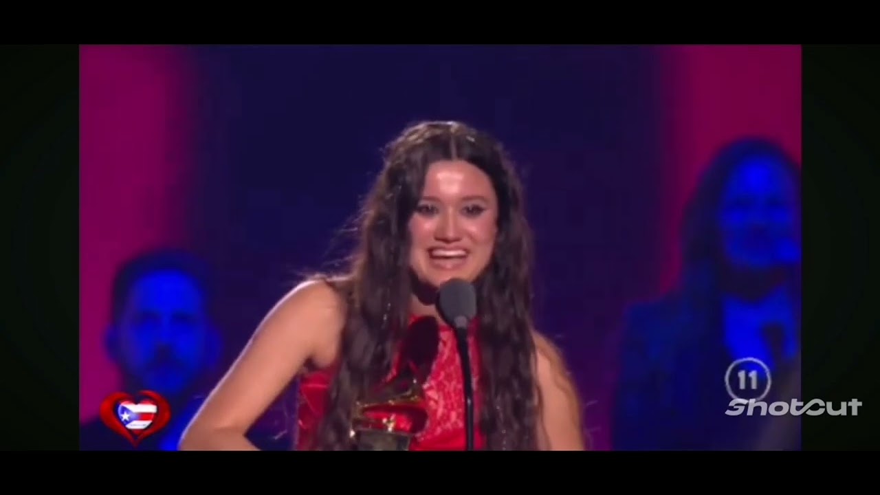 La venezolana de Oro Joaquina, Mejor Nuevo Artista en los Latin Grammy 2023