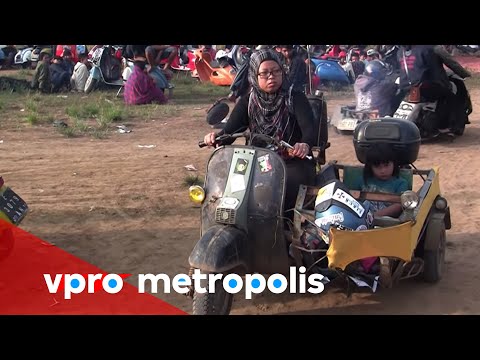 Extreme love for Vespa in Indonesia | VPRO Metropolis