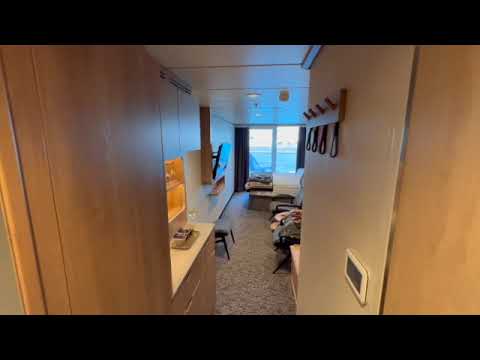 Video: Hurtigruten Midnatsol Cruise Ship Cabins and Suites