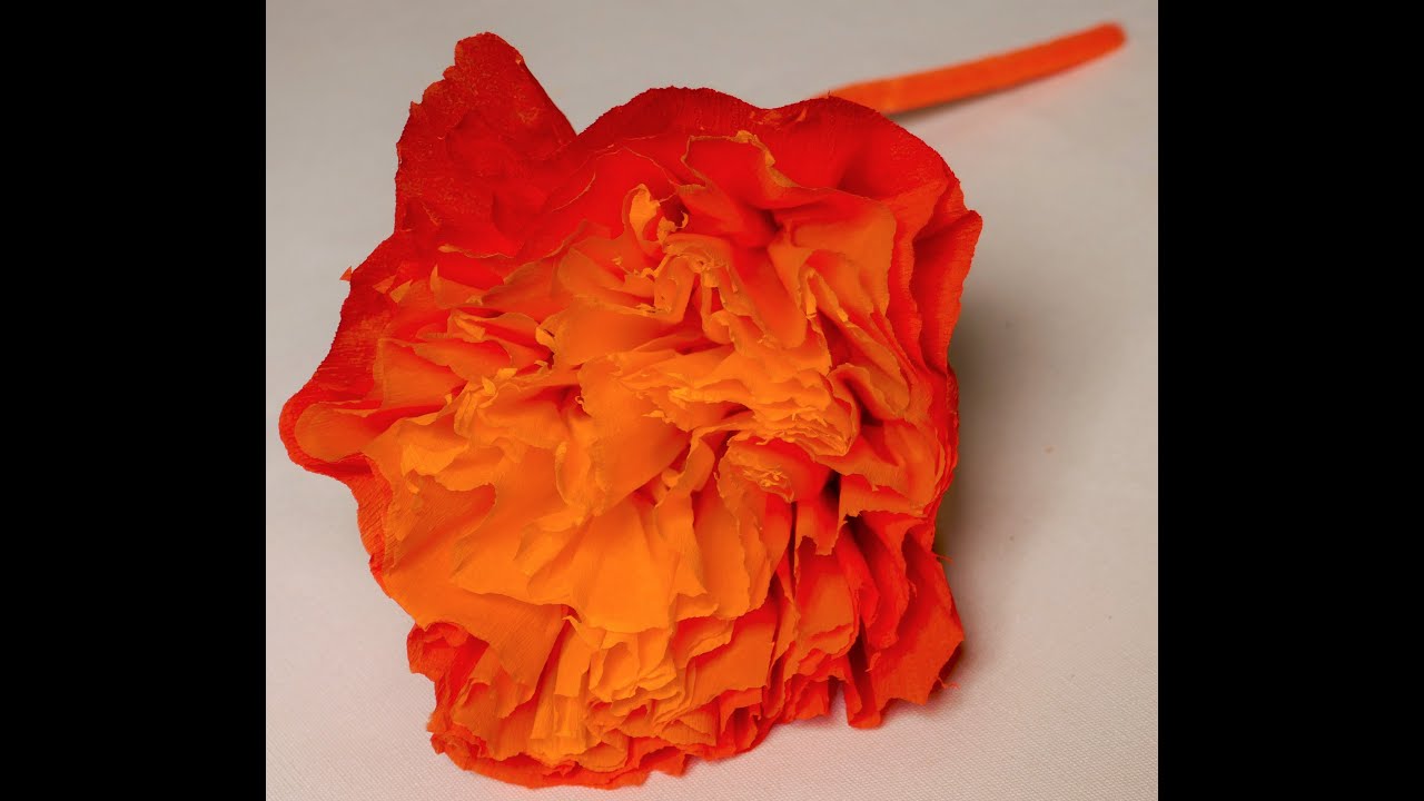 Fleur d'automne en papier crépon