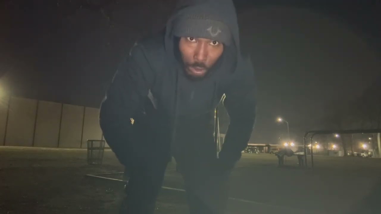 Back Outside Like It's Not Cold ... Day 47 Of 100 Muscle Ups A Day !