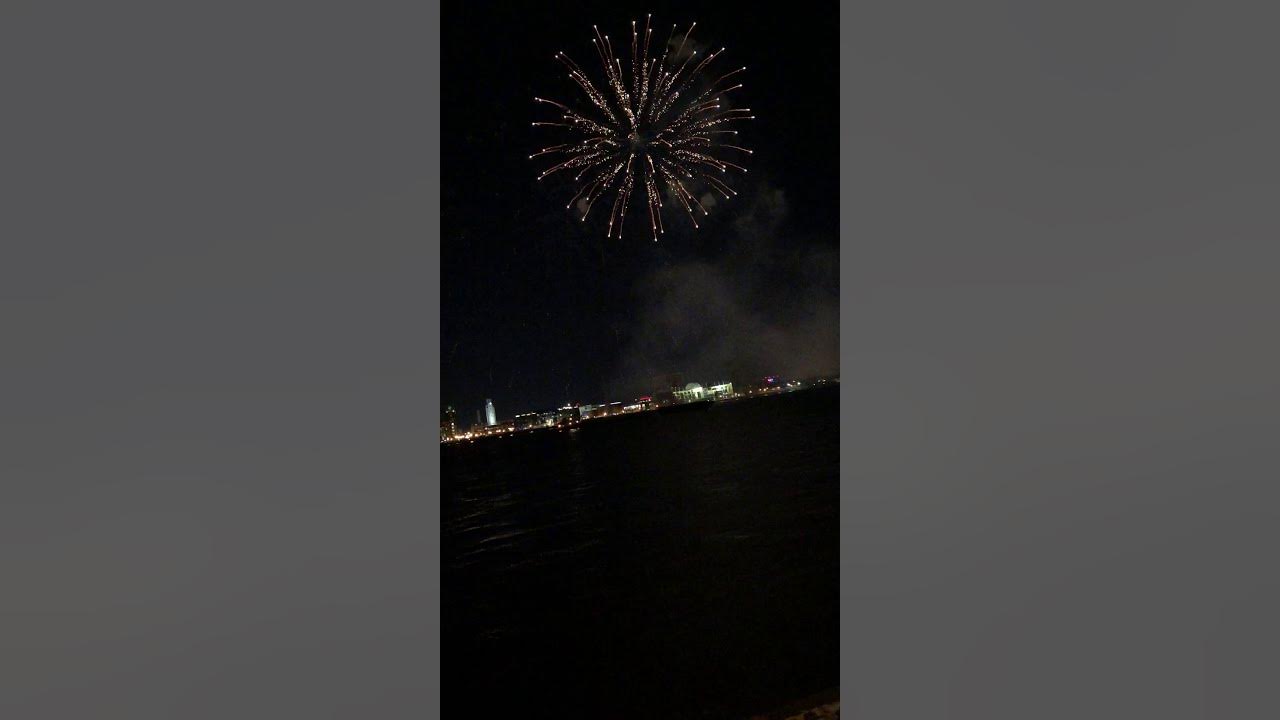 Penn's Landing Fireworks YouTube