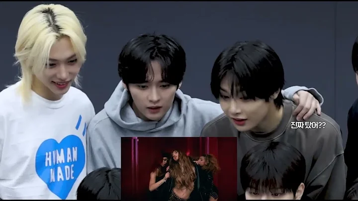 Stray kids reaction to LISA - FUTW (Stage Performance) fanmade