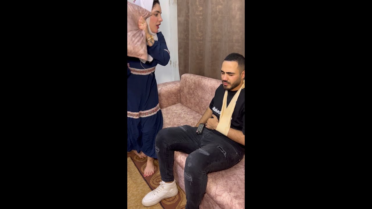 زوجه تصرف علي زوجها بسبب عجزه ولكن عايرته وطردت اهله لهذا السبب !