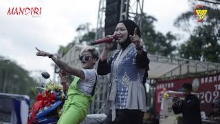 Download Lagu GALA-GALA - LIVE MANDIRI MUSIC SEPECIAL PERFORM VOC. VINI AZMI MP3