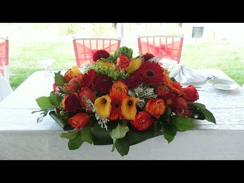 How to make a head table wedding flower arrangement