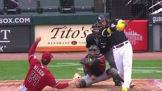 Yoán Moncada launches a solo home run