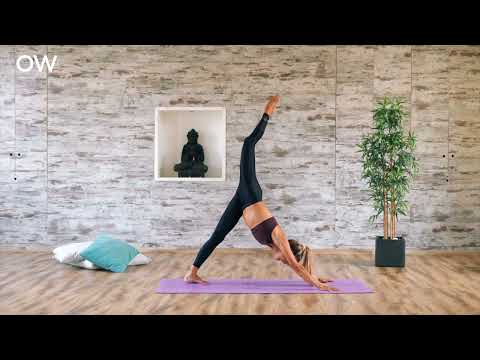 Πλήρες πρόγραμμα 30' δυναμικής yoga για όλο το σώμα