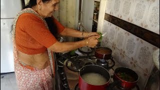 My 77 Year old Mumbai Aunty sharing her Potato & Peas Curry Recipe ...