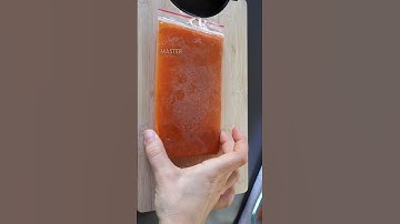 Freeze Tomato Sauce with this Easy Hack! #kitchenhacks #storage #storagesolutions