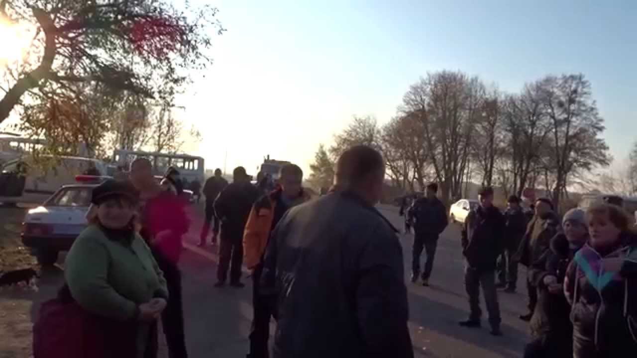 Майдан в Четвертинівці проти курників. День перший.