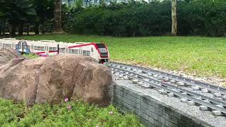 Maleeq & Medina - Klia Express Leand