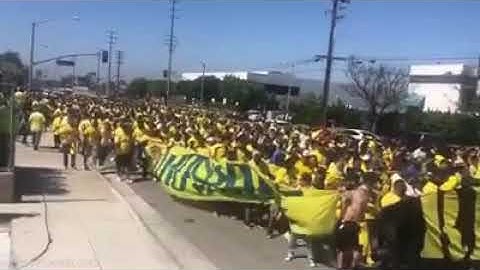 Así es como se vive un Clásico Nacional Entre América vs Chivas