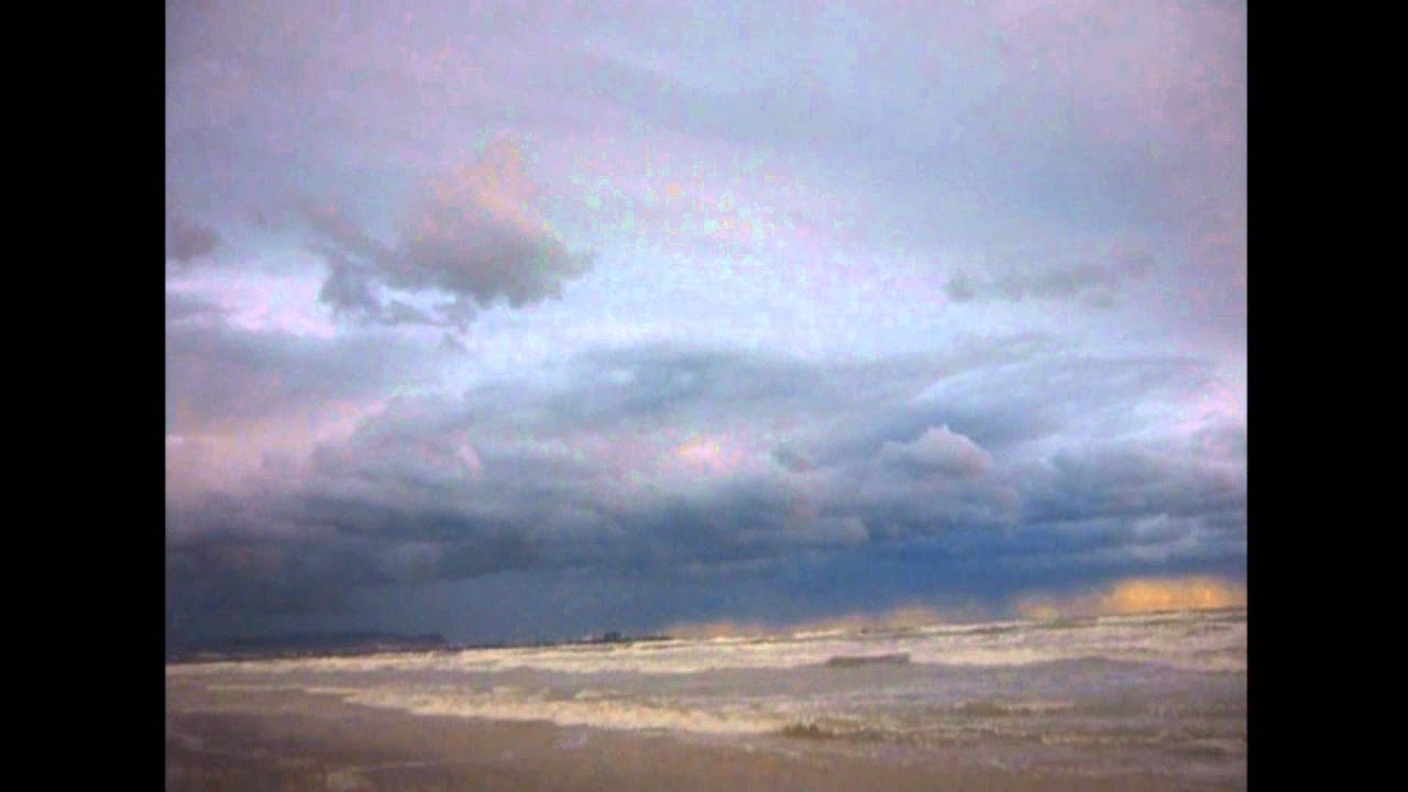 Sea Surf | Music By: The Flashbulb - Arrival To An Empty Room