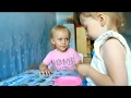 Игры в игровой комнате в кафе