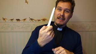 Pastorn Funderar På Att Det Har Kommit Flaskpost