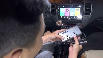 Bộ tẩu sạc đổi nguồn 12V/24V sang 220V AEMEKU cho ô tô công suất 200W