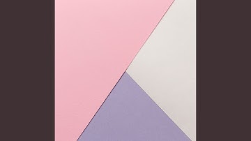 Inspiring Backdrops for April Spring Vibes