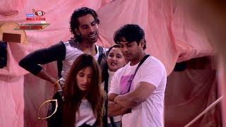 Bigg Boss 13 Episode 62 Sneak Peek 01 25 Dec 2019 Rashami Desai Pushes Mahira Sharma