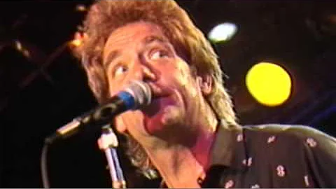 Huey Lewis & the News - I Knew The Bride When She ...