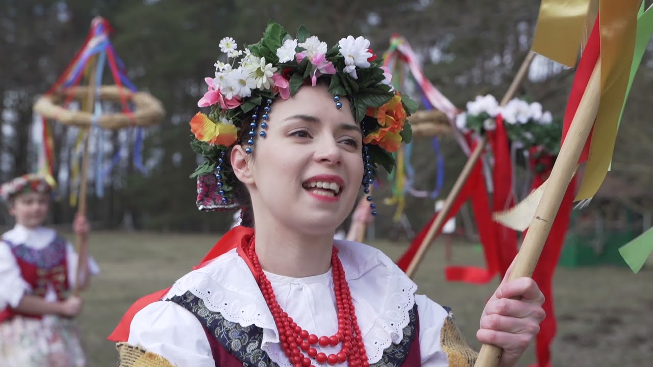 Co za panna ta Marzanna, maikiem gaikiem żegnana, przed dyngusem zatapiana