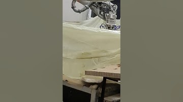 Pick and place with Kuka bot and conveyor 1st test