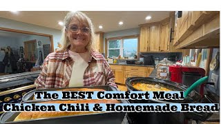 “Cozy Cold Weather Dinner | Crockpot Chicken &amp; Sausage Chili with Homemade Bread”
