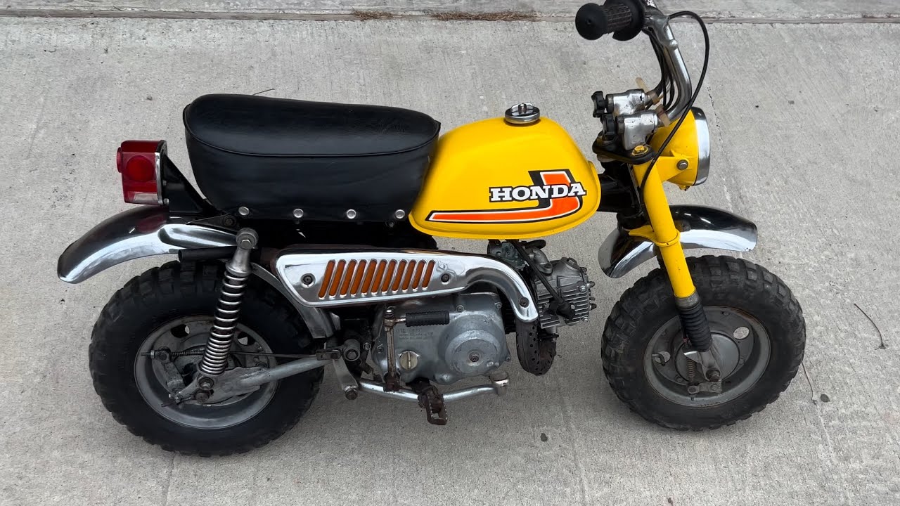 モンキーホンダ　honda　 Honda モンキー DIECAST MOTORCYCLE ファイティングレッド - 八重洲